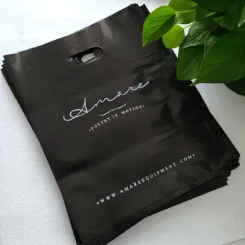 Customized high quality logo print black plastic shopping bag for clothes