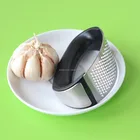 Kitchen Gadgets Durable Metal Garlic Mincer Rocking Press Garlic Crusher Press For Kitchen