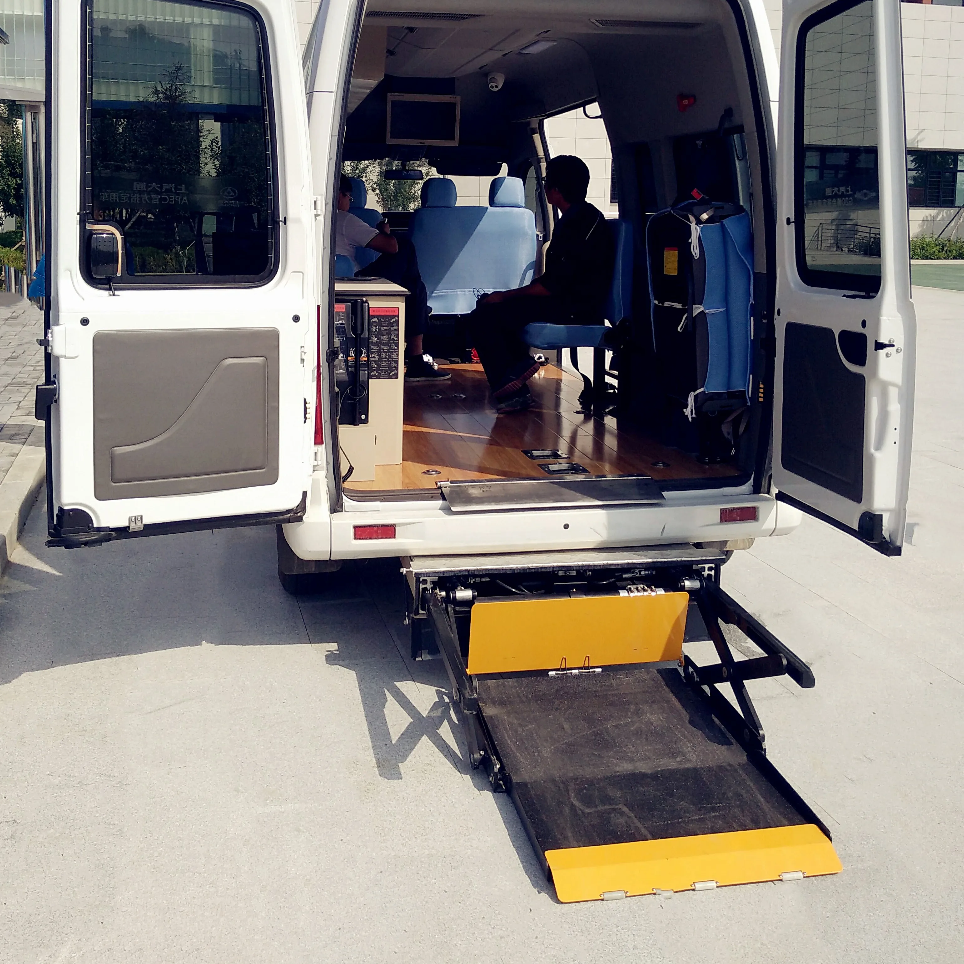 uvl wheelchair lift