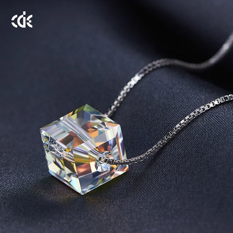 CDE YN0512 Minimalist Jewelry Sublimation 2023 Square Necklace For Women Rhodium Plated Multi-Colors Crystal Cubes Necklace