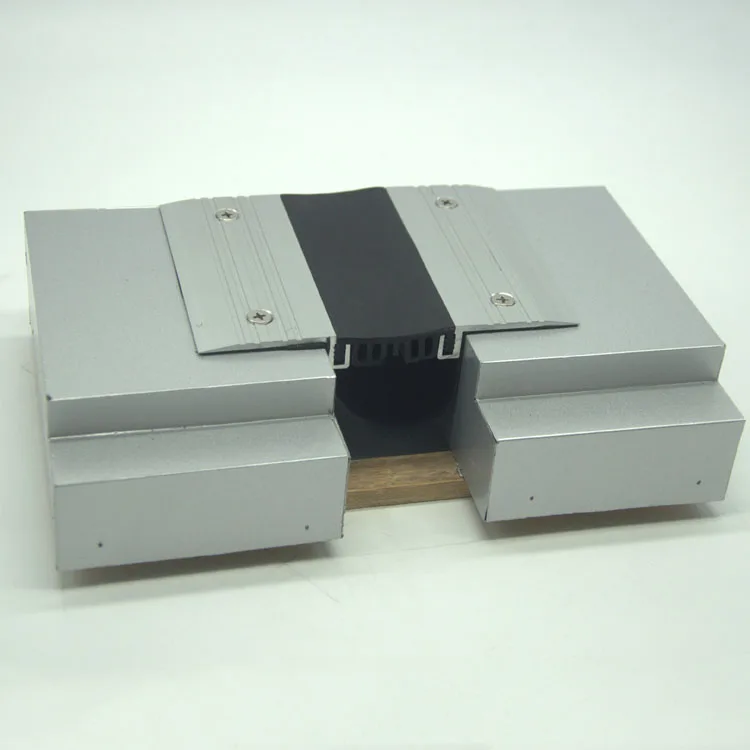 Small Joint Width Expansion Joint Cover With Epdm Rubber Insert For 25