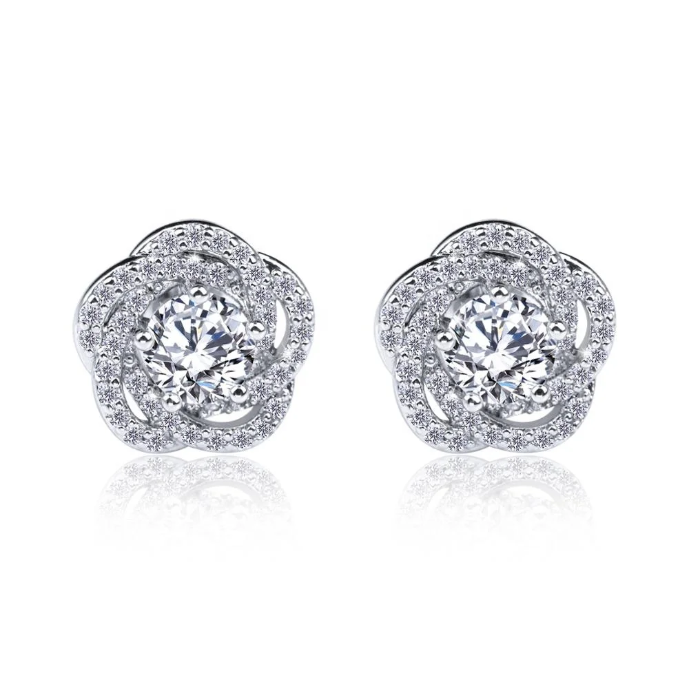 flower shaped diamond studs