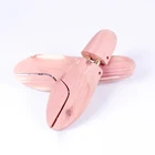 Products Shoe 2020 Ningbo Embody Hot Sale New Products Man's Shoe Tree Flexible Flow Ring Cedar Shoe Keeper For Men