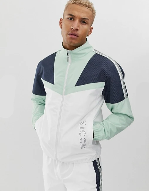 are windrunners waterproof