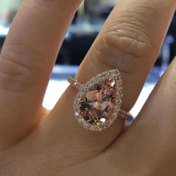 pear cut rose gold diamond ring