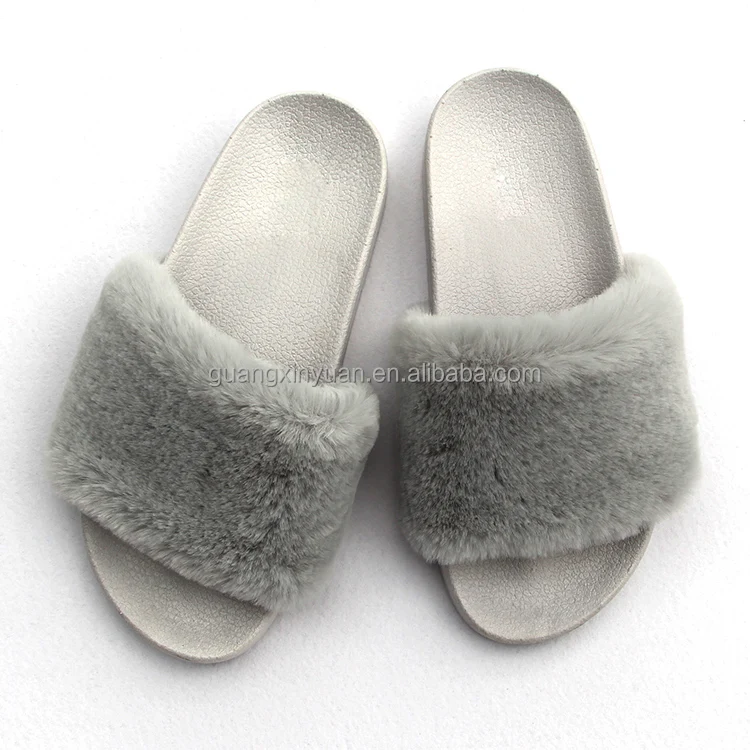 trending slippers