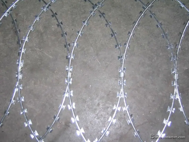16G galvanized wire barbed fencing 100m, 250m 500m 1.6mm barbed wire fence price per roll 0