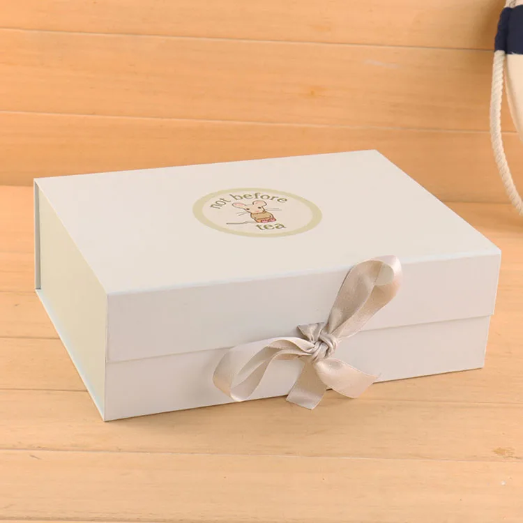 White Silk Box & Lid PACK OF 10 Wedding Favour Gift White Textured 13939 