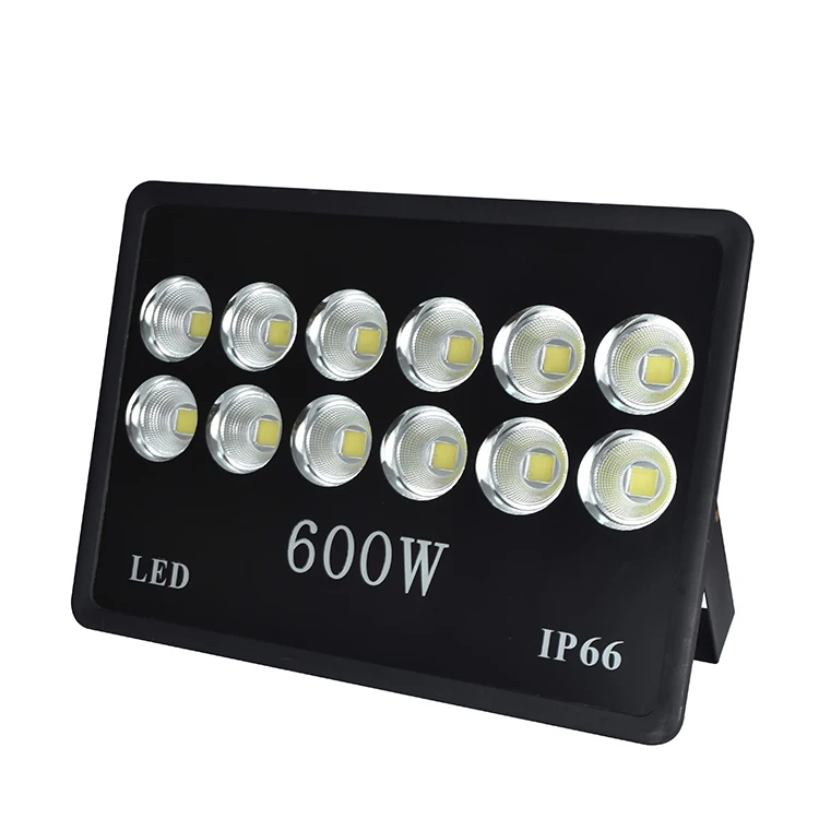 600 watt flood light