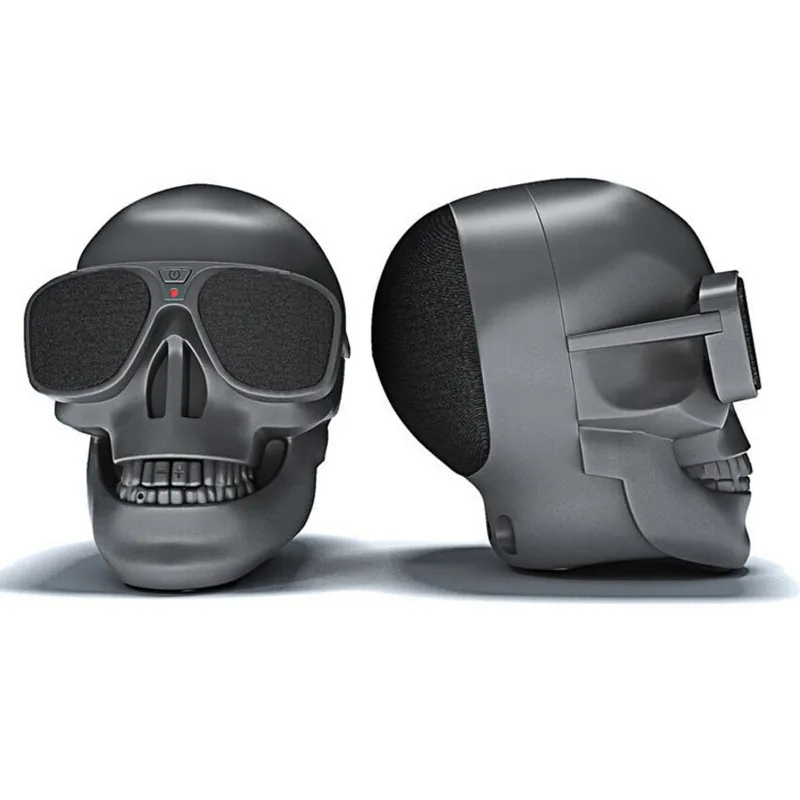 black skull speaker