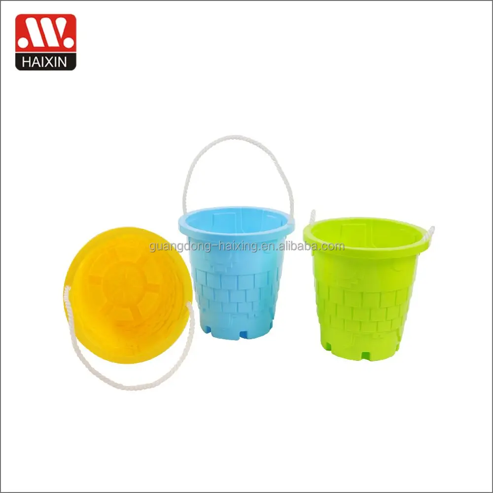 Factory supplying 4L Plastic Bucket Mini Bucket With Handle Popular Kids Beach Toys  Home Cleaning Bucket