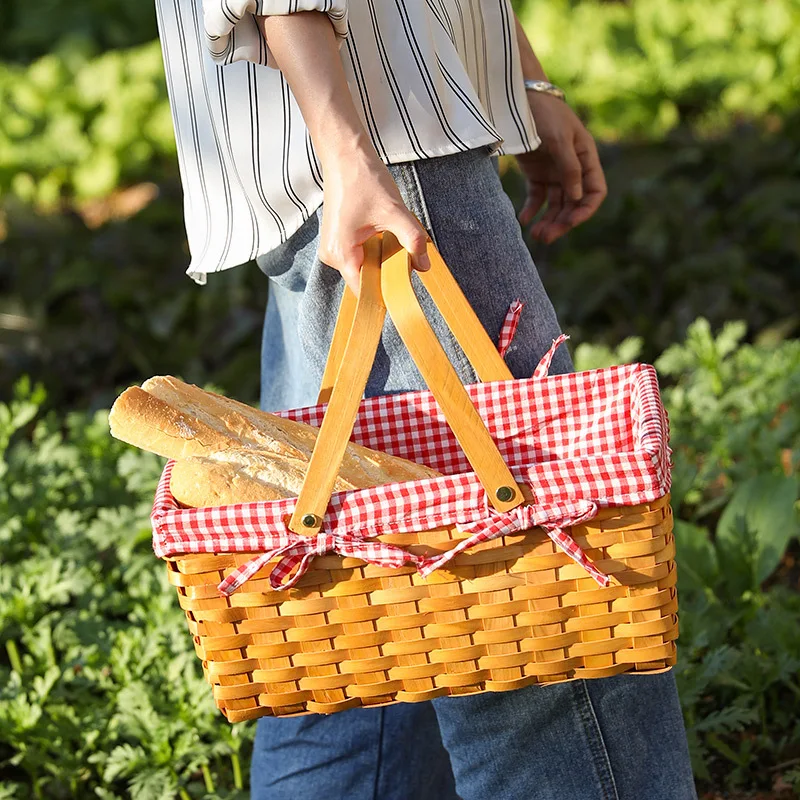 Custom Wicker Foldable Woven gift basket in bulk wicker Picnic Tableware Storage basket