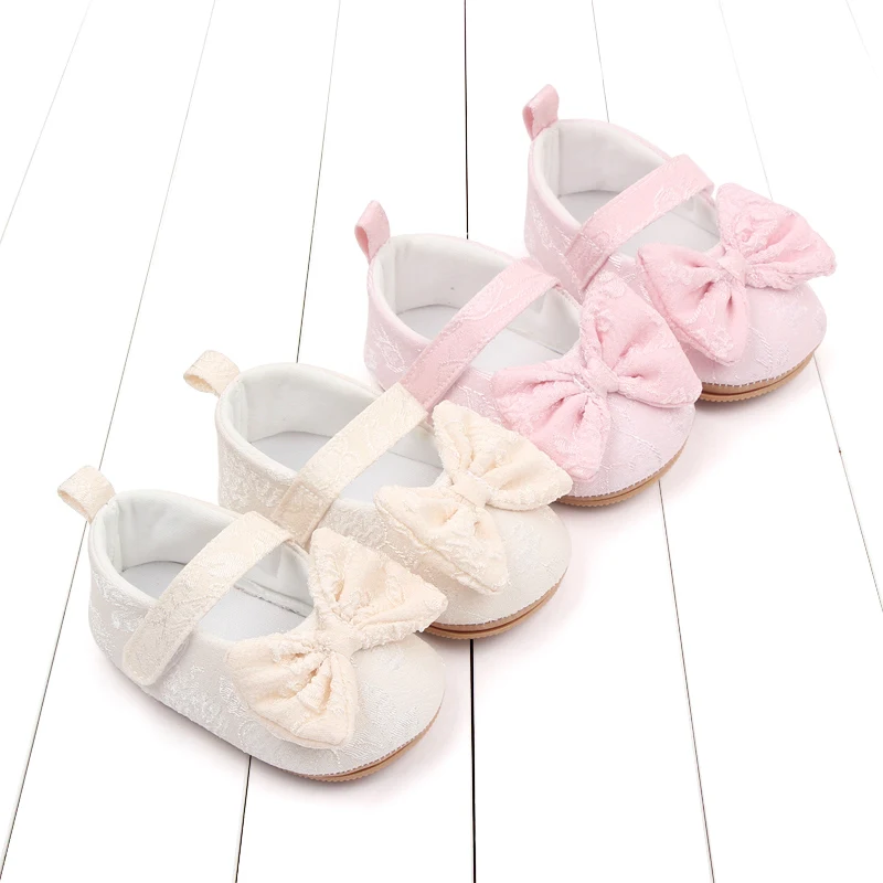 Spring and Autumn Embroidered Bow Soft Soled Non-slip Baby Toddler Shoes for Girls manufacture
