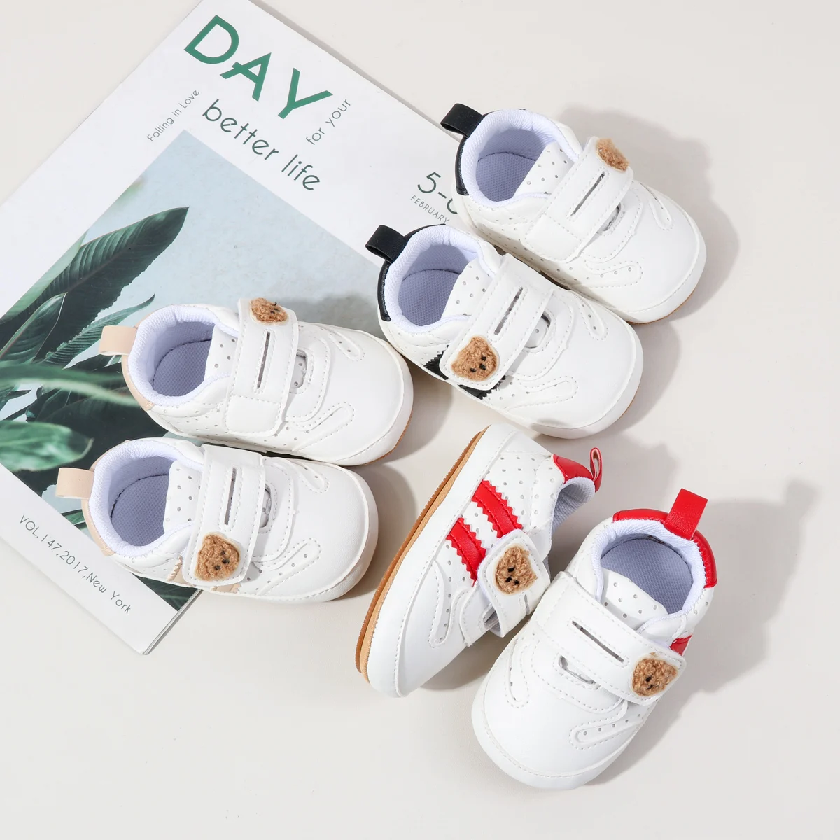 Cute Bear Design Hook&loop Unisex Toddler Baby Infant Sneakers Shoes details