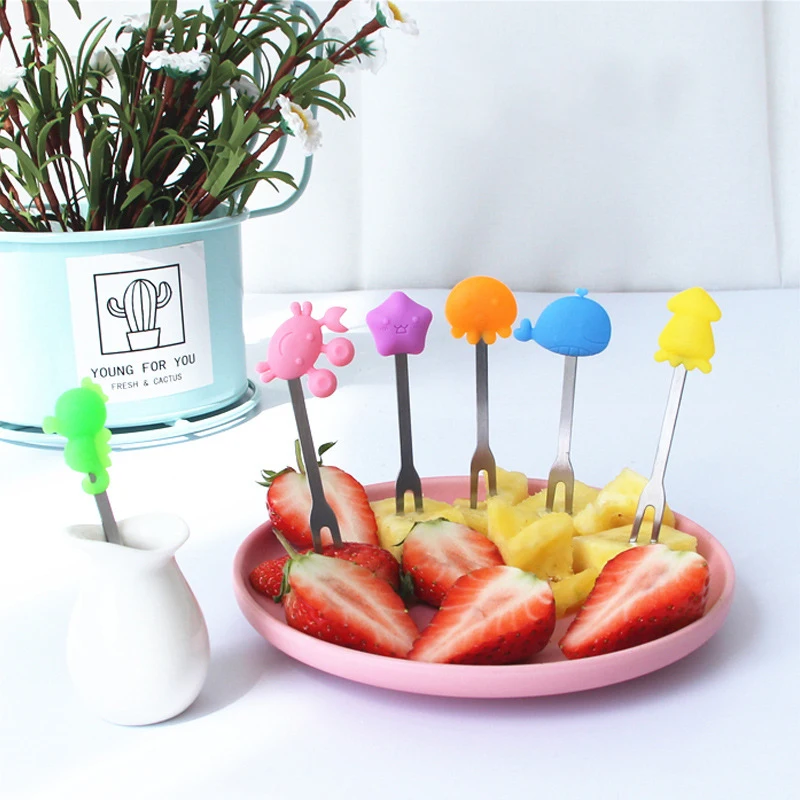 Mini portable lovely Food  Stainless Fruit fork factory stocked party dessert fork 8pcs for kids Fruit fork pick kids