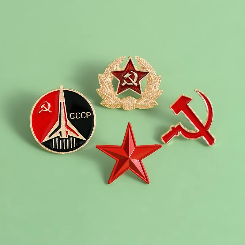 New Retro USSR Symbol Enamel Pin Red Star Sickle Hammer Cold War Soviet CCCP Brooch Gift icon Badge lapel pin For Coat