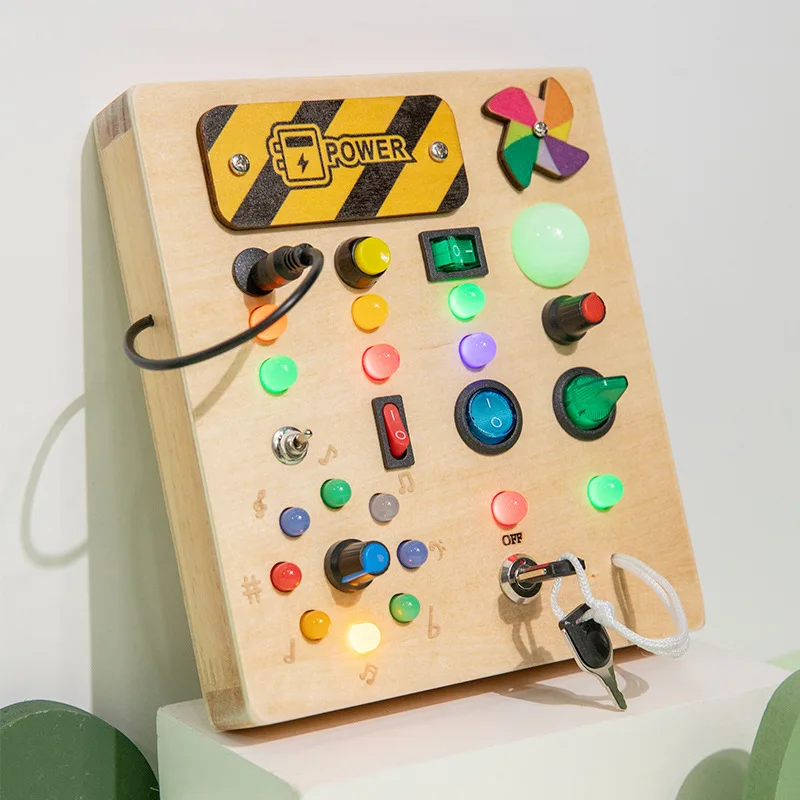 Hochwertiger elektronischer LED-Lichtschalter, pädagogisches Holzspielzeug, Kinder-Beschäftigungsbrett, Montessori-Spielzeug für Kleinkinder