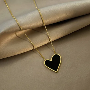 Minimalist Gift Jewelry Stainless Steel Shiny Gold Chains With Black Heart Pendant Necklace