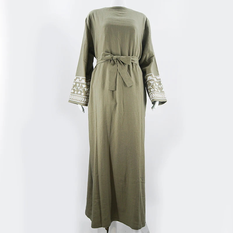 Middle East Modest Dubai Abaya for Girl Kimono Femmes Robe Musulmane Muslim Women Dress Luxury Cute Embroidery Linen Abaya factory