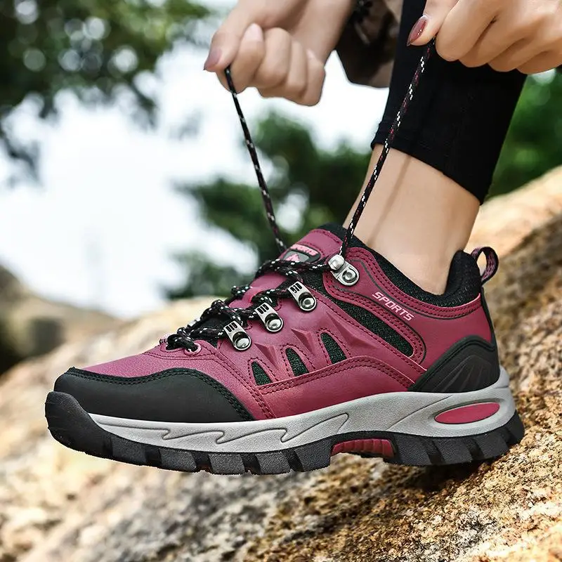 2024 Spring New Mesh Surface Outdoor Hiking Sports Sneakers Non-Slip Hiking Shoes For Travel Cross-Country Men Women