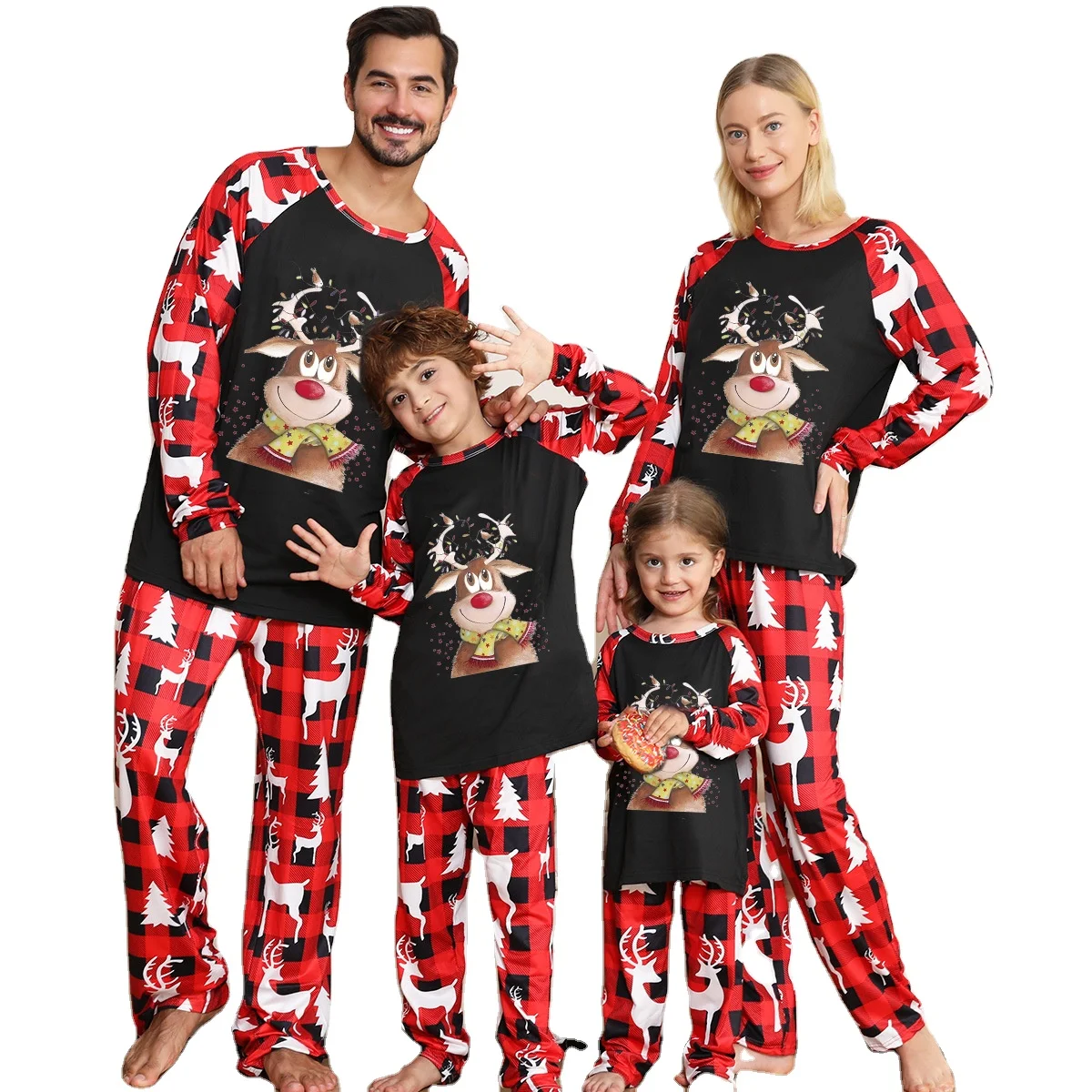 Wholesale Family Christmas Pajamas Mommy and Me Outfits Plaid Print Mosaic Can Be Customized Logo Family Matching Outfits