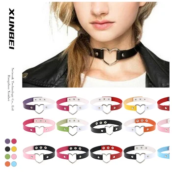 2021 wholesale fashion trendy sexy Cool Punk Goth Rivet Collar Choker Heart Shape adjustable Leather Necklace for women