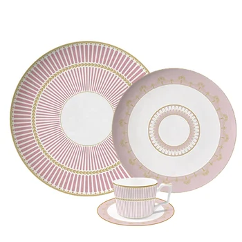 Elegant Pink Gold Ceramic Plate Luxury Vintage Serving Charger Sustainable Fine Bone China Dinnerware Crockery Weddings Tabletop