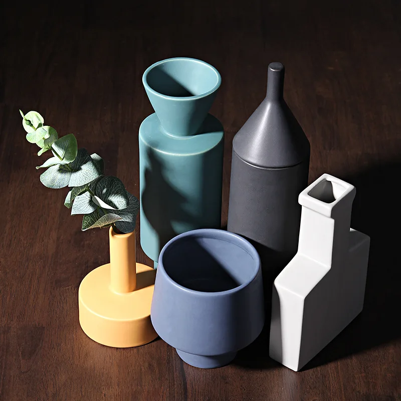 2023 Amazon Hot sell Home decor Living room items Craft ornament Porcelain Geometric Creative Modern Morandi Flower Vases