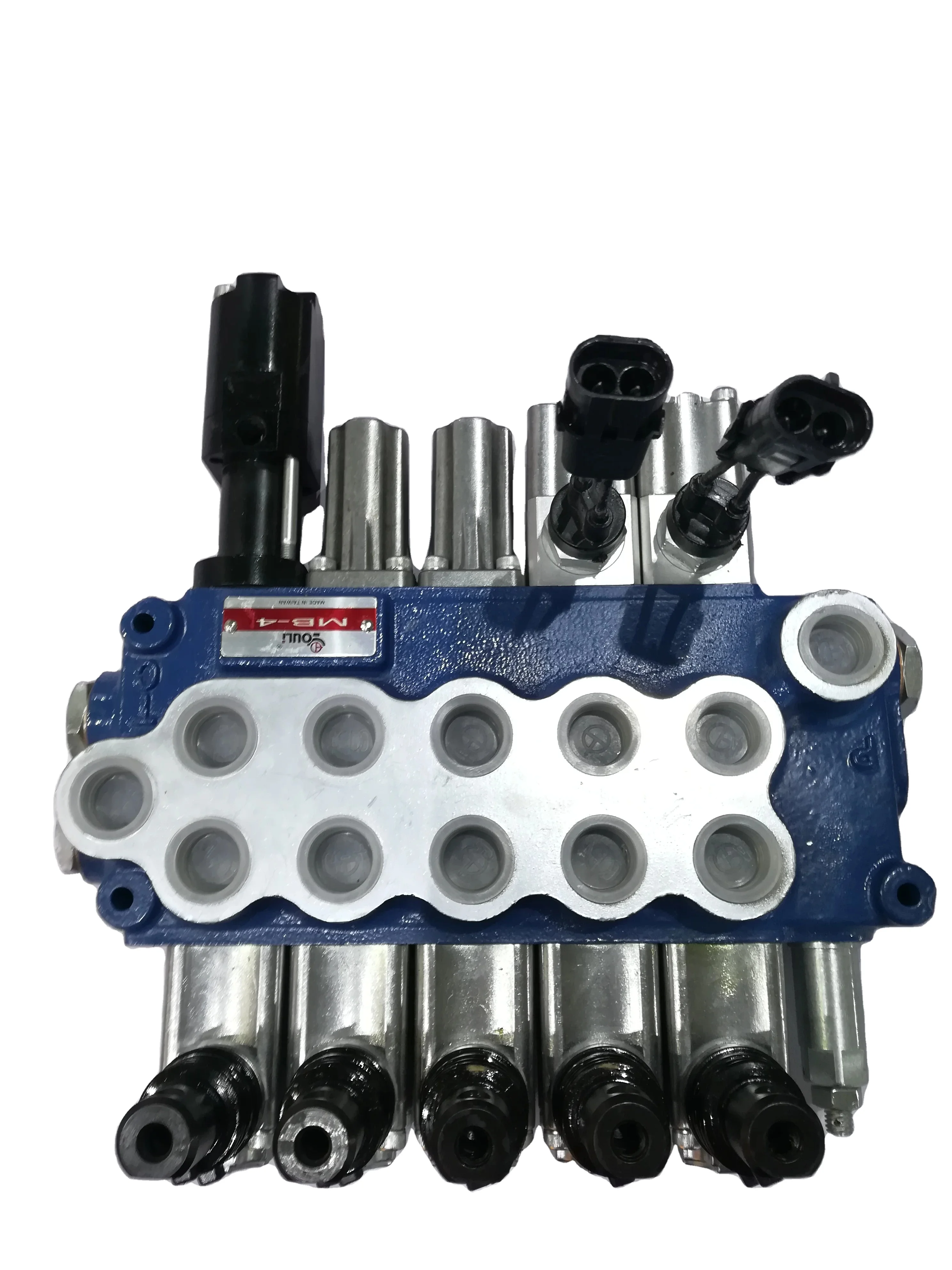 Electrically controlled hydraulic valve  5spools  directional valves   flow  45L/MIN