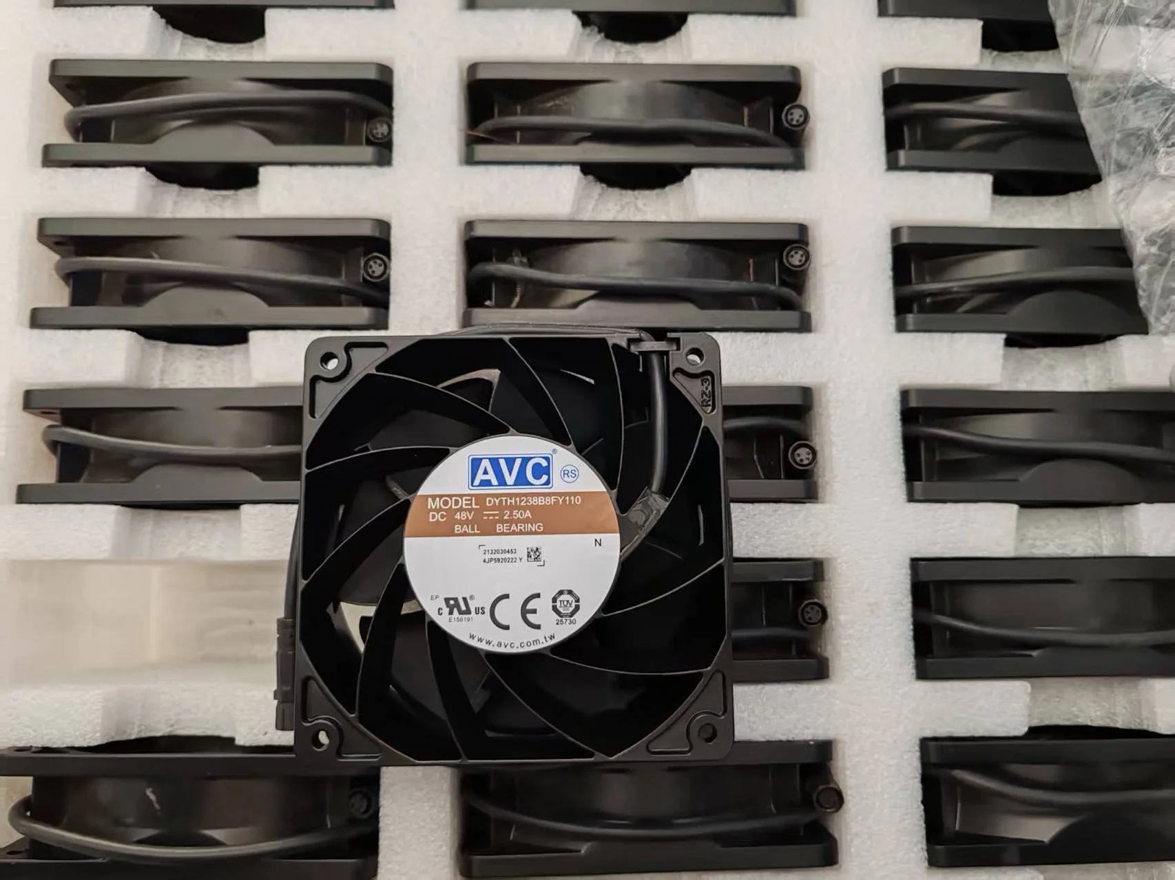 Volt Fan, 4-wire, PWM, IP68, Waterproof - detail 8