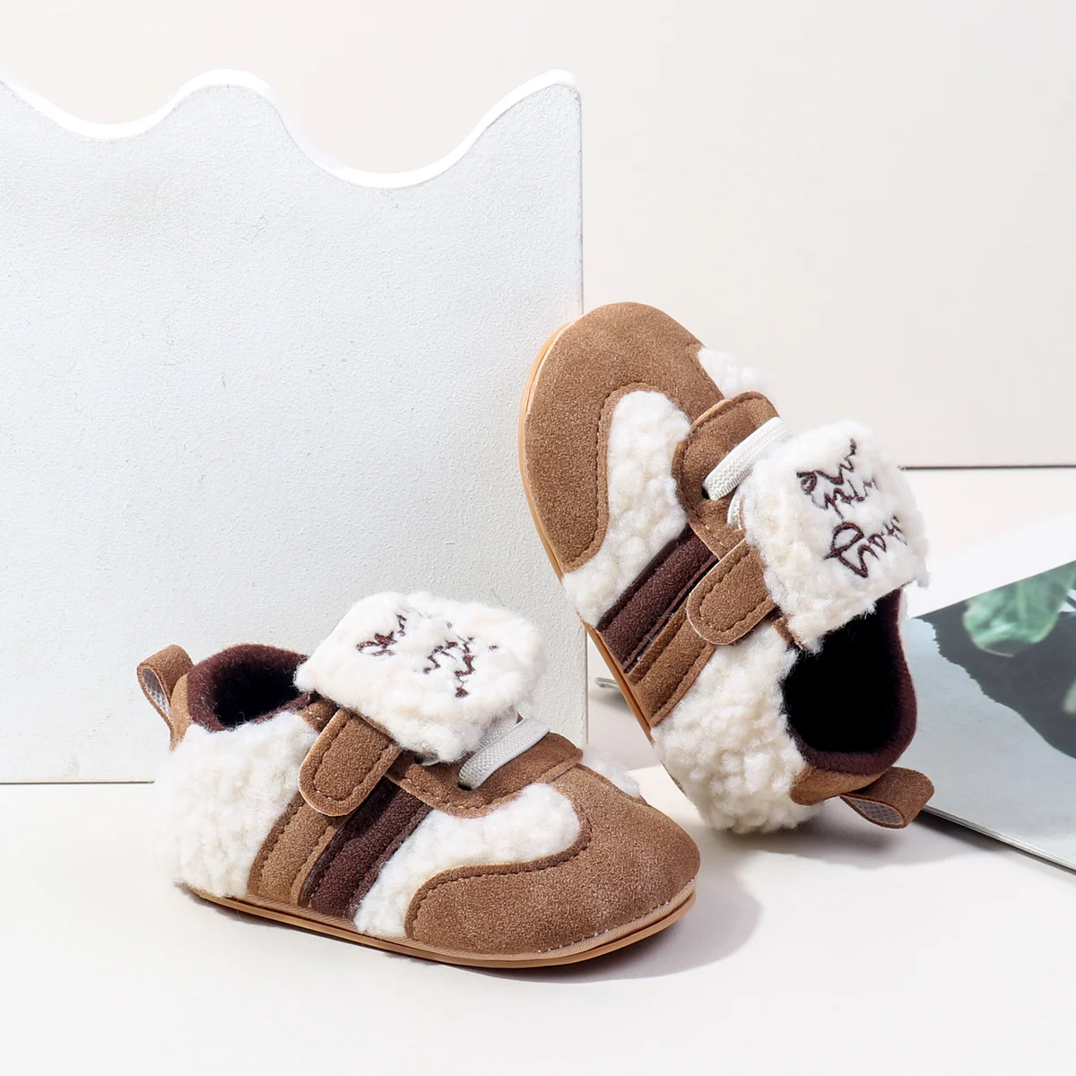 2025 New Design Cozy Baby Shoes Stretchy Safety Warm Premium Brushy Toddler Shoes for Boys and Girls in Autumn and Winter factory