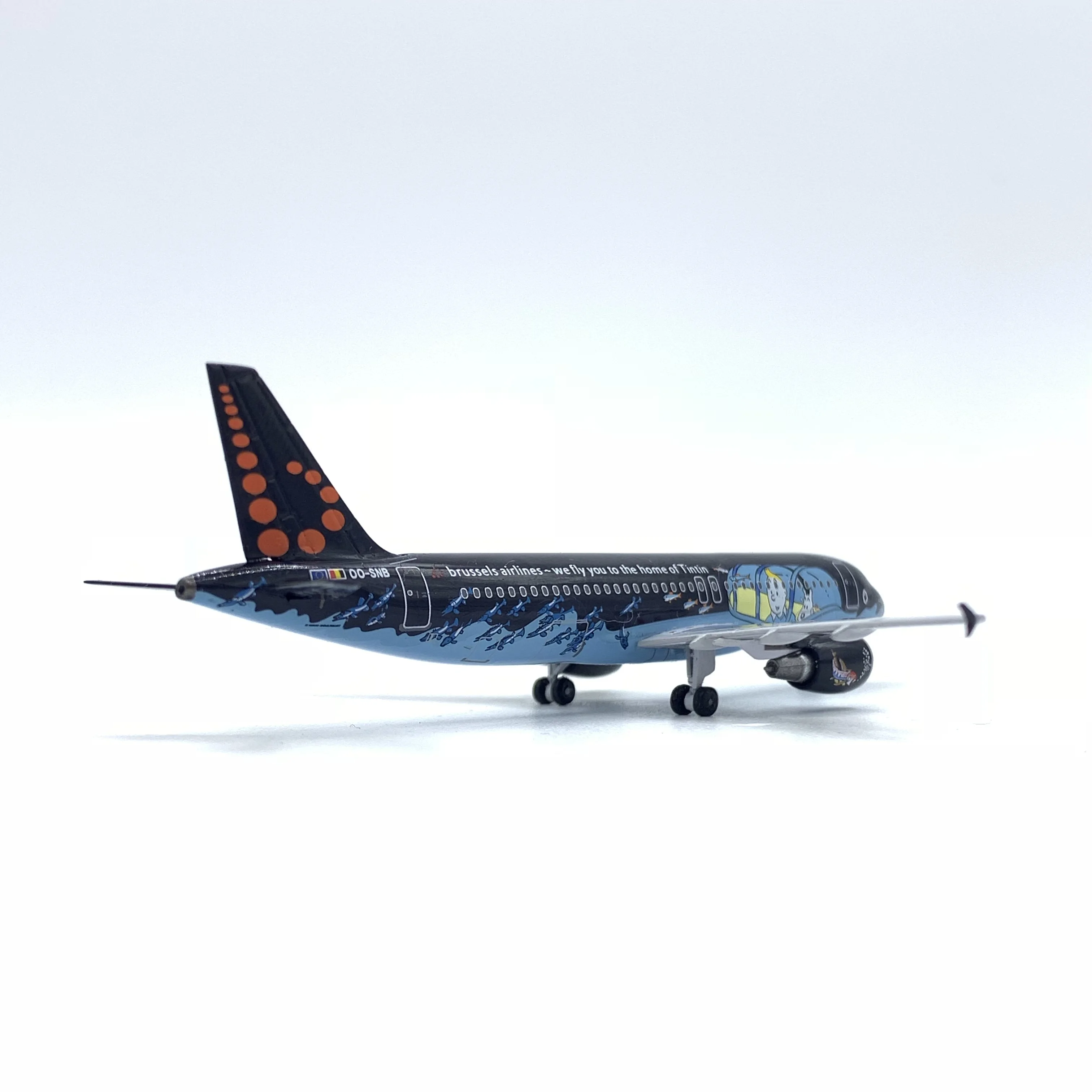 1400 Brussels Airlines "tintin" A320 Oosnb "rackham"collectible