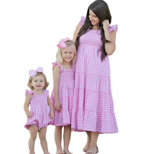 Factory professional customized kids clothing causal fashion pink gingham shirred bubble clothes family matching outfits