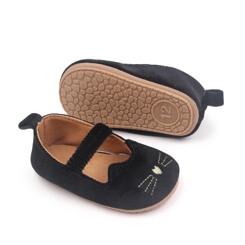 New Arriving Spring and Autumn Cartoon Cat Head Soft Bottom Non-slip Baby Prewalker Shoes supplier