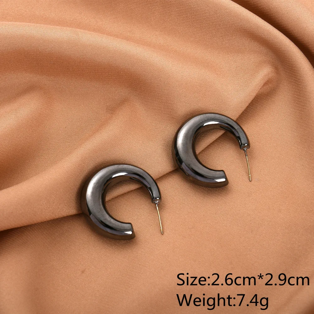 Customized high quality black gun plated copper jewelry hollow simple earrings fashion accessories factory direct wholesale