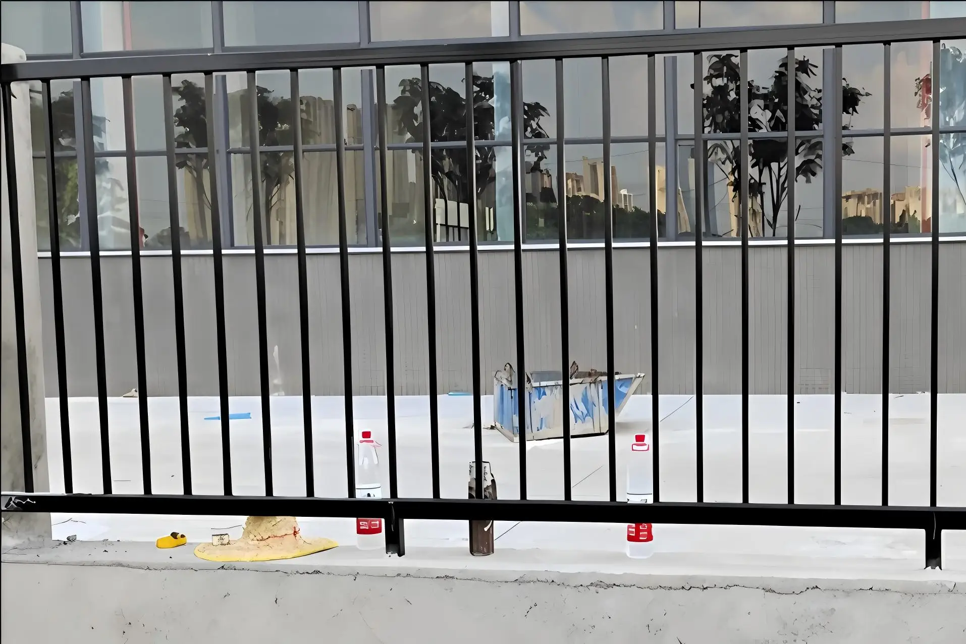 Galvanized Steel Balcony Railings Outdoor - Corrosion-Resistant & Modern Railing Design for Balconies details