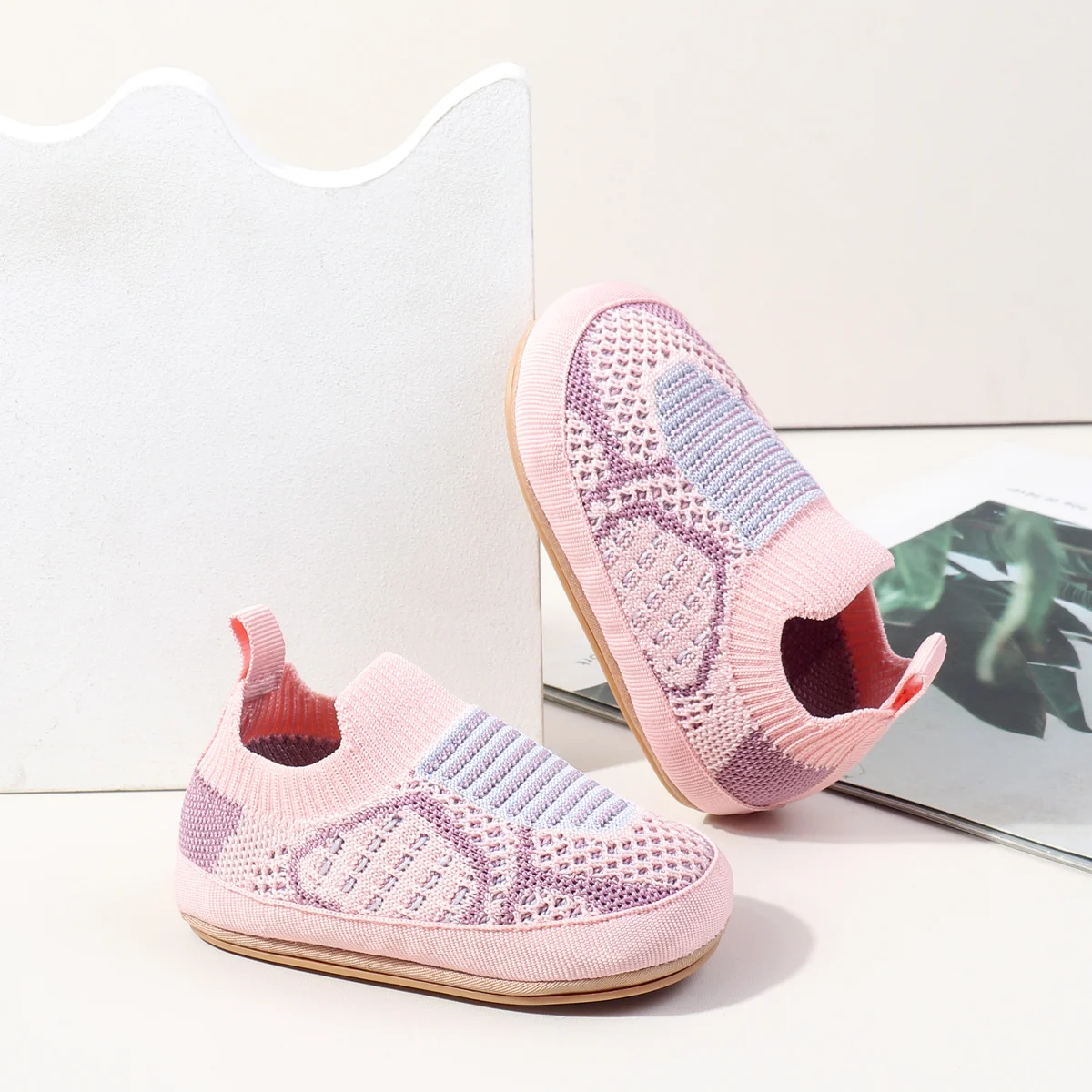 Comfortable Airy Stretchy Flexible Snug Stylish Slip-on All Seasons Infant Shoes for Boys and Girls supplier