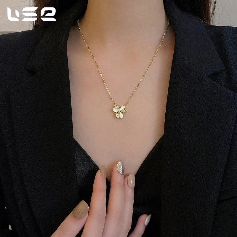 High quality fashion exquisite luxury zircon flower magnet stainless steel necklaces jewelry for women