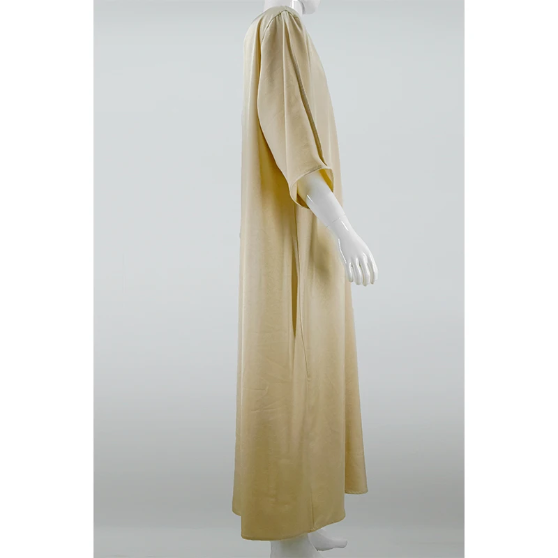 New Classical Traditional Design Thobe Omani Style Polyester Made New Style Islamic Clothing Muslim Men Thobe supplier