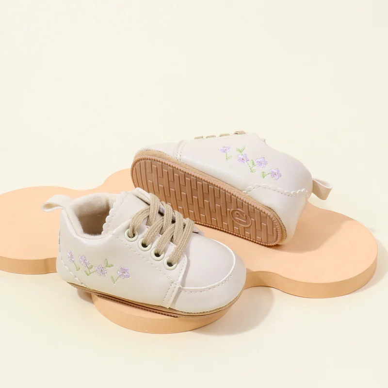 High Quality Soft Leather Baby Girl Toddler Casual Shoes Newly Arrived with Embroidered Flower Design and Non-Slip Rubber Bottom supplier