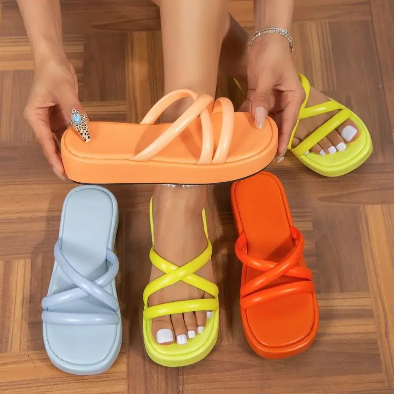 2024 summer new women's cross with candy colored slippers to wear fashion light slippers