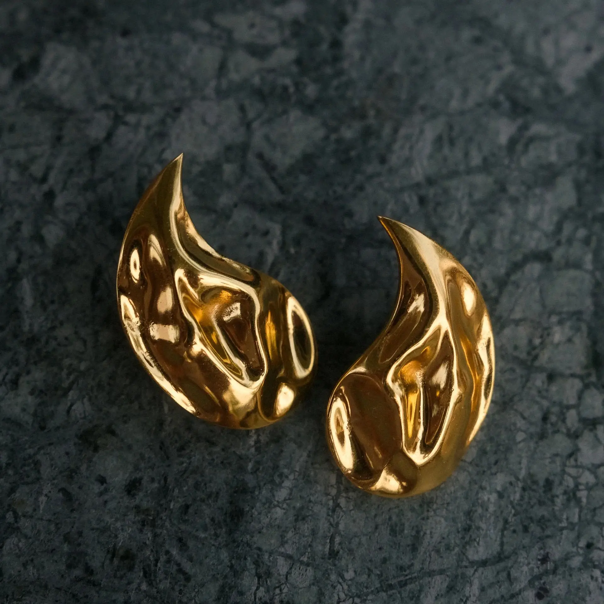 Hip Hop Stainless Steel Gold plated  Thump mark  tear drop earrings for woman