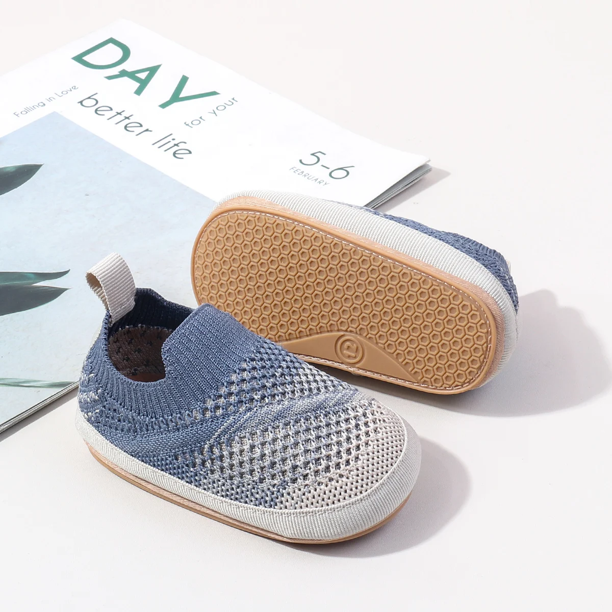 Comfortable Airy Stretchy Flexible Snug Stylish Slip-on All Seasons Infant Shoes for Boys and Girls in Summer factory