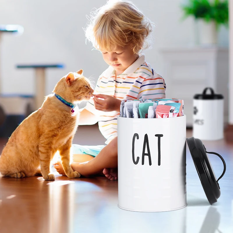 2023 New Arrival Galvanized Iron Farmer House Style Dog Treat Jar Pets Treat Canister Set