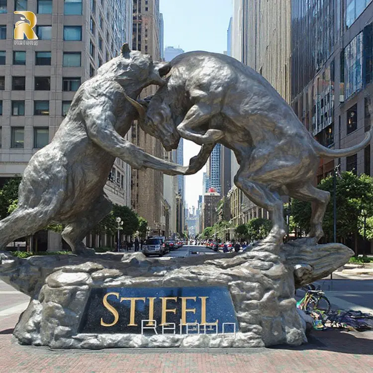 Outdoor Life Size Bronze Bull and Bear Fight Statue Sculpture for Sale