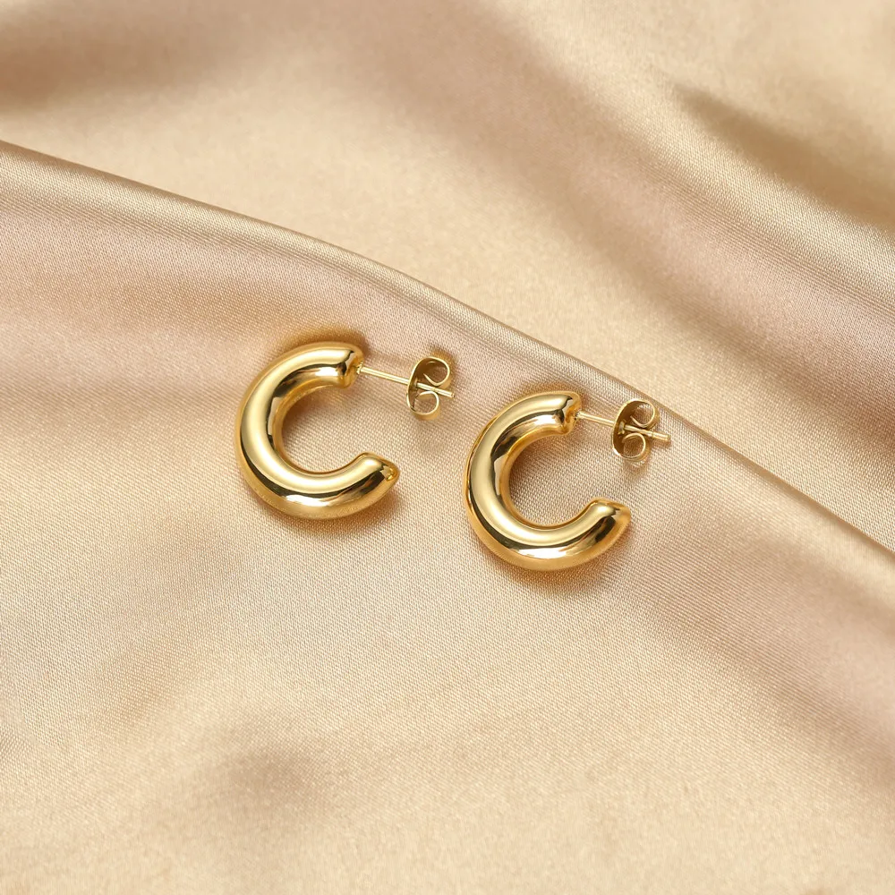 20mm Titanium Steel CC Shape earring stylish 18K Gold plated stainless steel hoop earrings