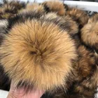 Size Natural Wholesale Custom Size 15cm Fluffy Natural Real Raccoon Fur Pom Poms With Snap