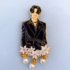 Gold Stock Lapel Pins Korea Kpop BTS Custom Jungkook Gold Hard Glitter Enamel Lapel Pin With Pearl