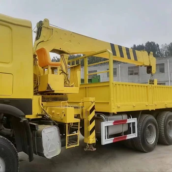 HOWO 6X4 8tons 10tons 12tons Truck Mounted Crane Straight Boom Crane 16t Folding Crane Truck China Brand Yellow Color