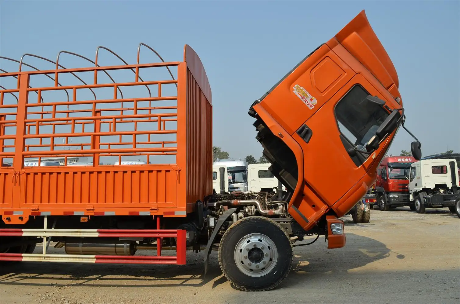 2023 Chinese Supply M3 4*2 Cargo Truck M31b Flattop Singlebedroom Cab